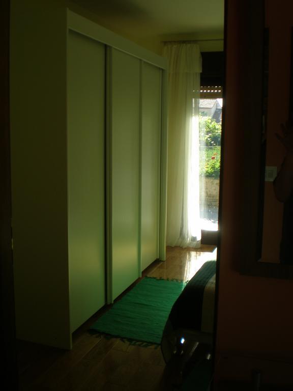 Apartment Ms พูลา ภายนอก รูปภาพ
