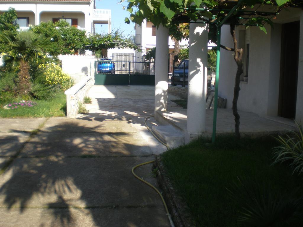 Apartment Ms พูลา ภายนอก รูปภาพ